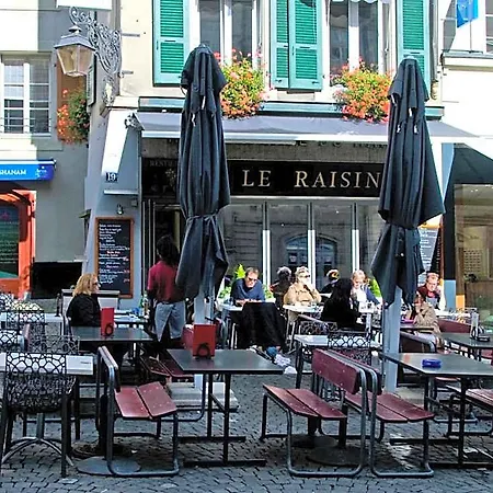 Du Raisin لوزان